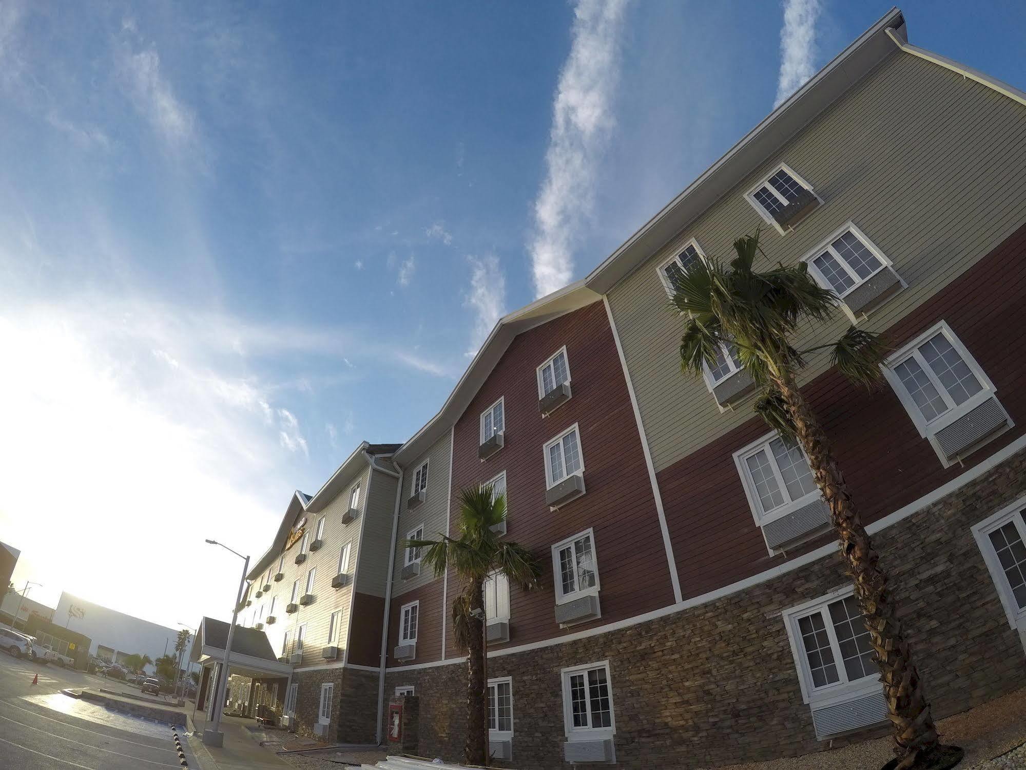 Extended Suites Coatzacoalcos Forum Dış mekan fotoğraf